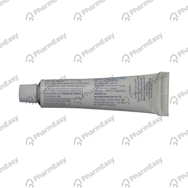 Zole F 0.01/2 % Ointment 5 Gm