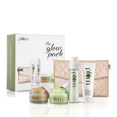 Plum Green Tea Glow Pack Gift Set : Face Wash, Face Mask, Night Cream, & Face Mist | For Oily Skin
