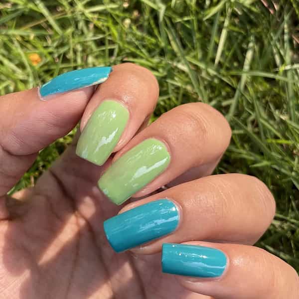 Debelle Gel Nail Polish Gift Set Of 2 Mystique Green | Royale Cocktail - 16 Ml(8 Ml Each)
