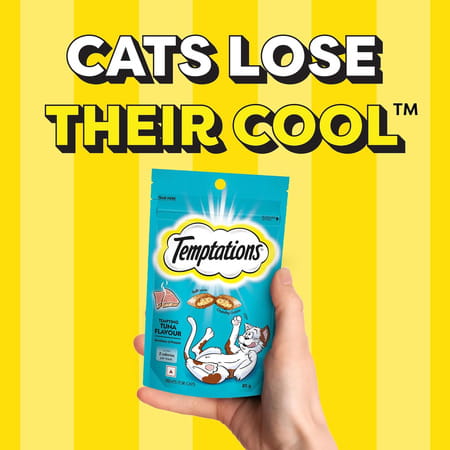 Temptations Crunchy Cat Treats | Tempting Tuna Flavour | 85 G (Pack Of 12)