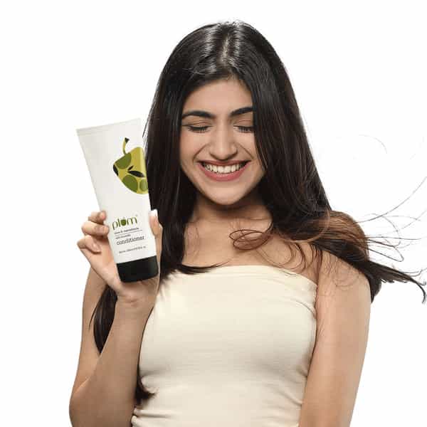 Plum Olive & Macadamia Rich Nourish Conditioner | Safe For Chemically Treated Hair - 200 Ml