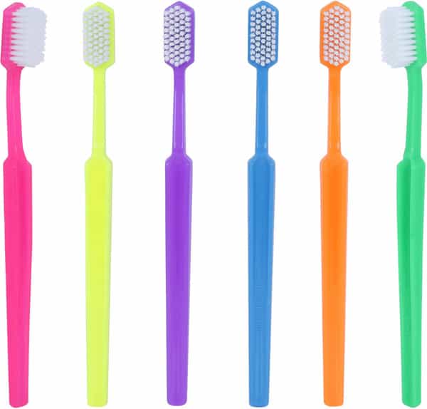Maxi Zest Toothbrush (Buy 1 Get 1 Free)