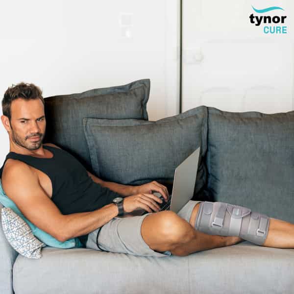 Tynor D13 Knee Immobilizer 14 Ch Small