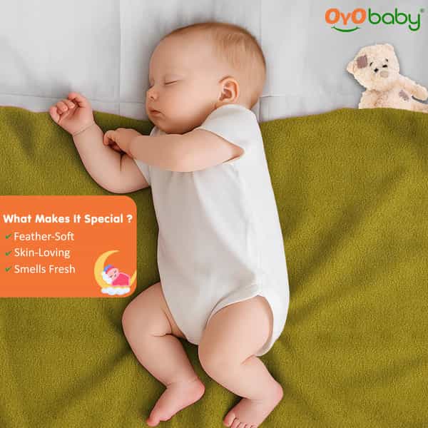 Oyo Baby Waterproof Bed Protector Baby Dry Sheet Extra Large Golden (140 Cm X 200 Cm)