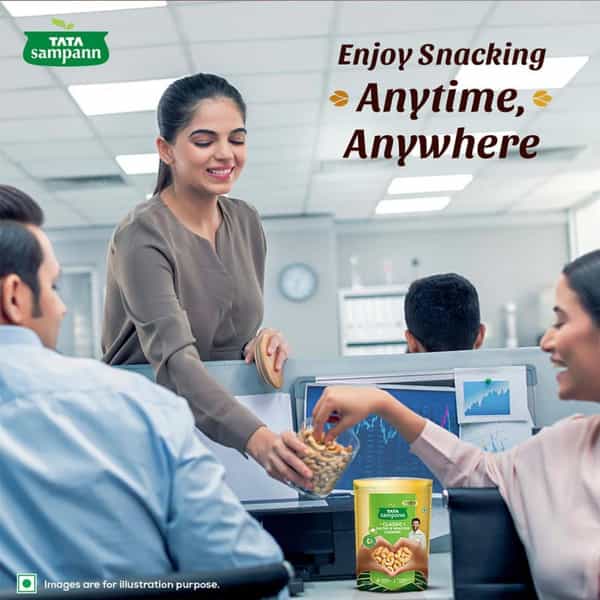 Tata Sampann Classic Salted & Roasted Cashews/Kaju| Flavourful & Crunchy Snack| 190G