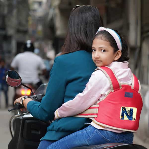 Magic Seat- 2 Wheelerkids Safety Seat Belt/Kids Carrier Protection For 2 Wheelers (Red-Alphabet N)