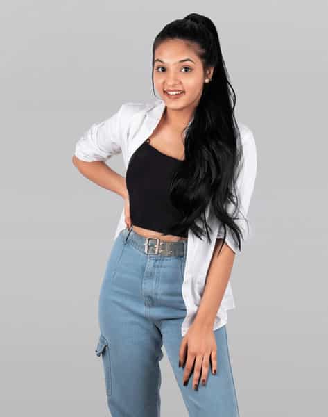 Streak Street Straight Jet Black Ponytail