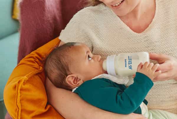 Philips Avent Classic Plus Feeding Bottle (White 260Ml) - Twin Pack
