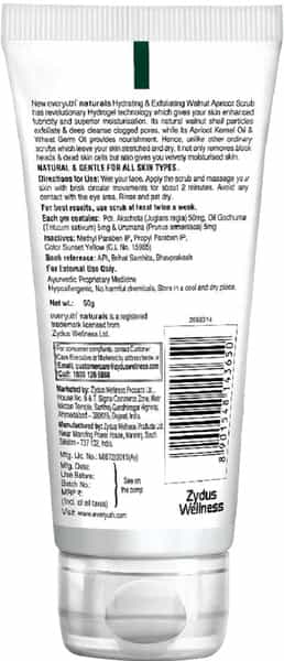 Everyuth Naturals Advanced Hydrating & Exfoliating Walnut Apricot Scrub 50 G