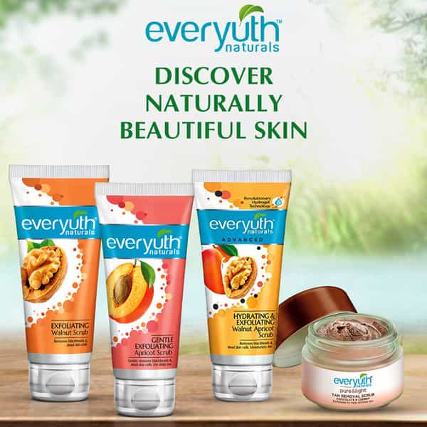 Everyuth Naturals Hydrating & Exfoliating Walnut Apricot Scrub - 100 Gm