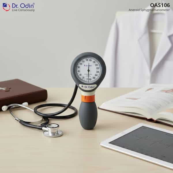 Aneroid Sphygmomanometer Palm Type Oas 106