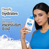Chemist At Play Hydrating Body Wash | For Intense Hydration | Reduces Flakes & Itchiness | 236ml