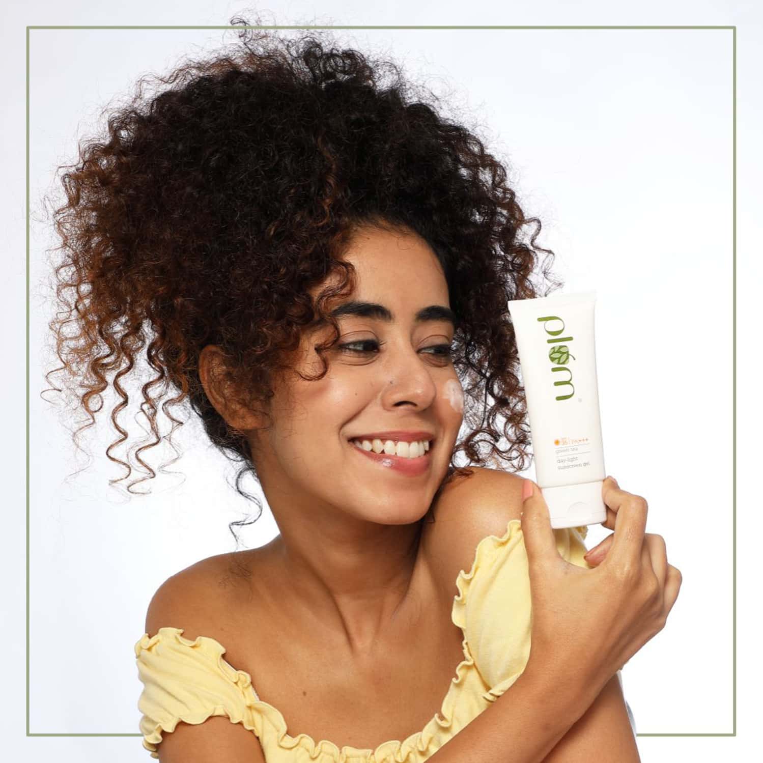 Buy PLUM GREEN TEA DAYLIGHT SUNSCREEN SPF 35 PA+++ 50 ML Online & Get