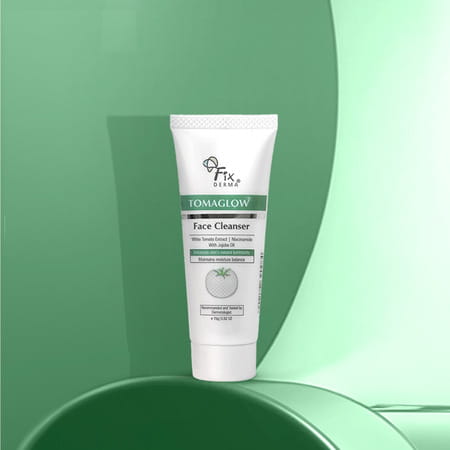Fixderma Tomaglow Face Cleanser | With White Tomato Extract Niacinamide & Jojoba Oil | 15 Gm