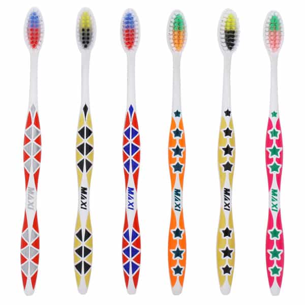 Maxi Rockstar Soft Toothbrush (Pack Of 12)