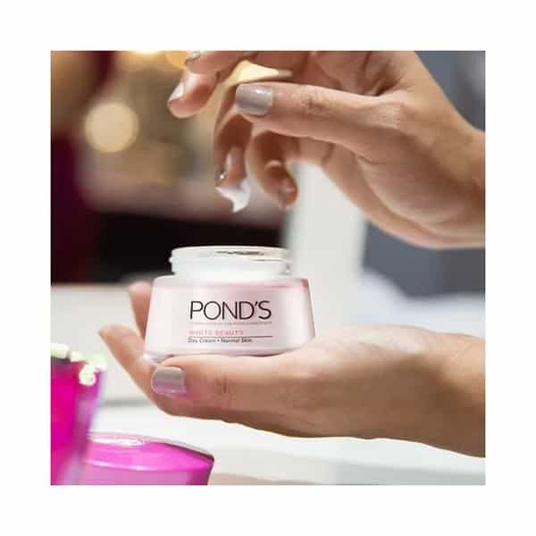 Pond's White Beauty Spf 15 Pa Fairness Cream 50 Gm