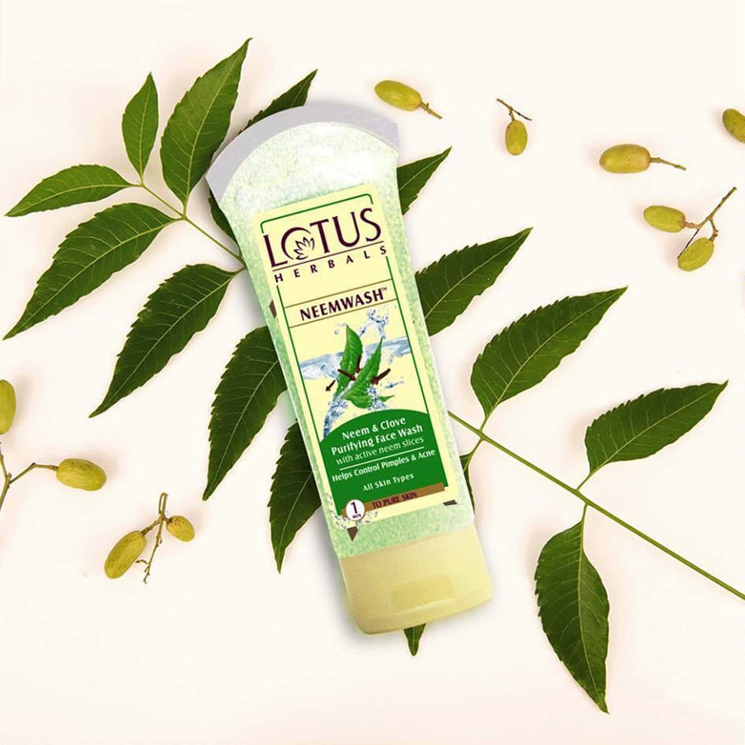 Buy LOTUS HERBALS NEEMWASH NEEM & CLOVE ULTRAPURIFYING FACE WASH WITH