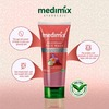 Medimix Ayurvedic Moisturising Face Wash - 100Ml