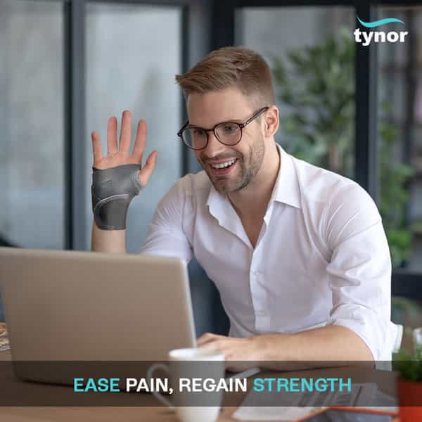 Tynor E 06 Wrist Brace With Thumb Size Universal
