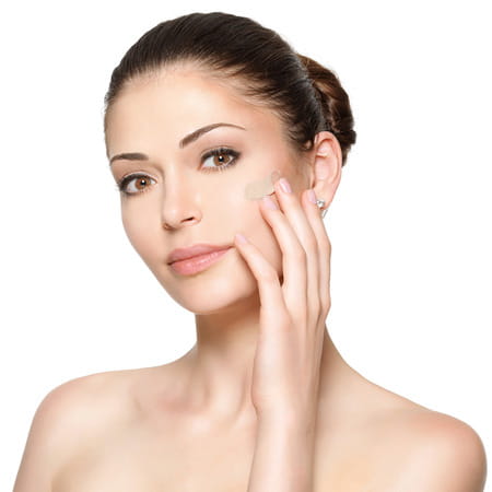 Myglamm Treat Love Care Oil Control Foundation-Restore