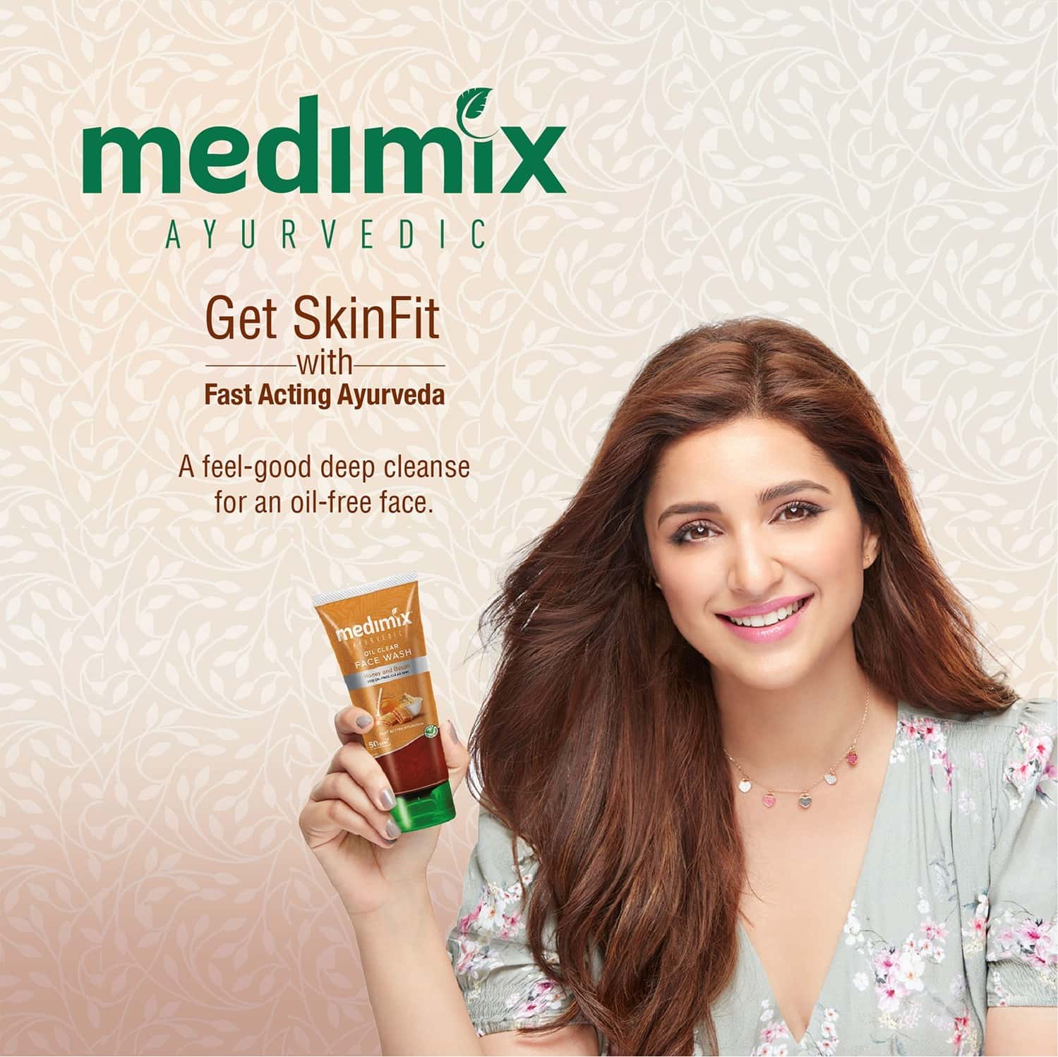 Buy MEDIMIX AYURVEDIC OIL CLEAR FACE WASH 100ML Online & Get Upto 60
