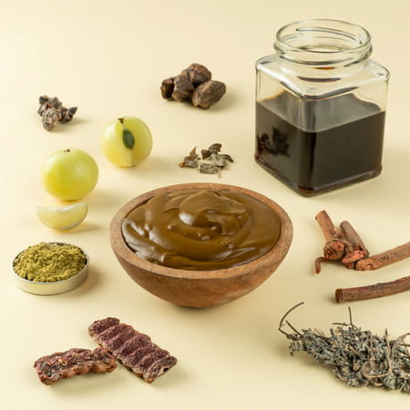 Nat Habit Ready To Apply Henna Paste For Rich Brown Shade From Rajasthani Henna Powder - 220g