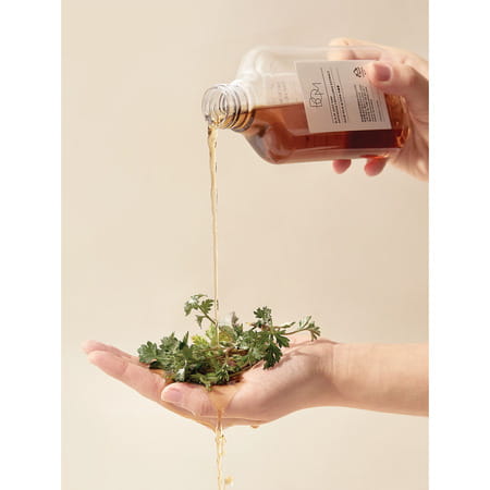 B.o.m Cosmetics Just One Houttuynia Cordata Extract - 150Ml