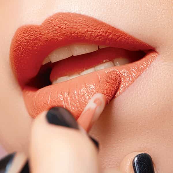 Myglamm Lit Liquid Velvet Matte Lipstick-Rare