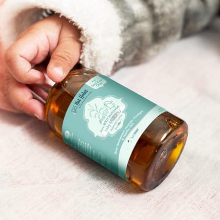 Nat Habit Balamool Sunthi Pure Baby Maahu | Winter Massage Oil | Bone & Muscular Development - 100ml