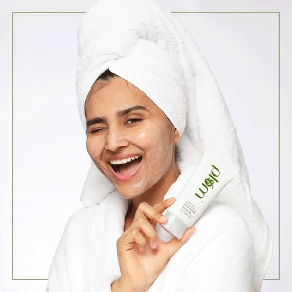 Plum Green Tea Gentle Revival Face Scrub- 75 Gm