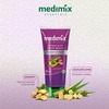 Medimix Ayurvedic Naturalglow Face Wash - 100Ml