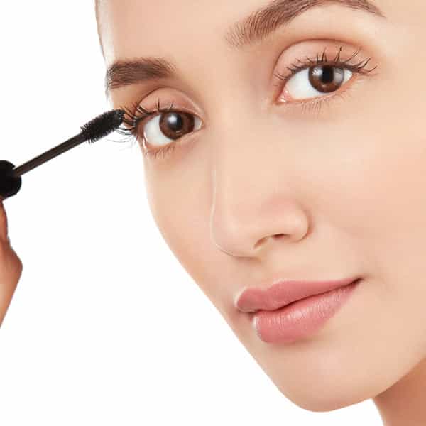 Lakme Absolute Flutter Secrets Volumizing Mascara Black 7 Ml