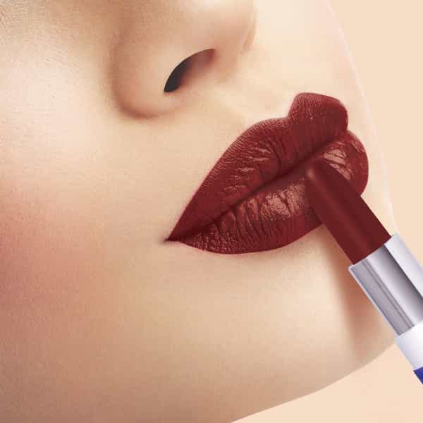 Myglamm Pose Hd Lipstick-Deep Rose Red
