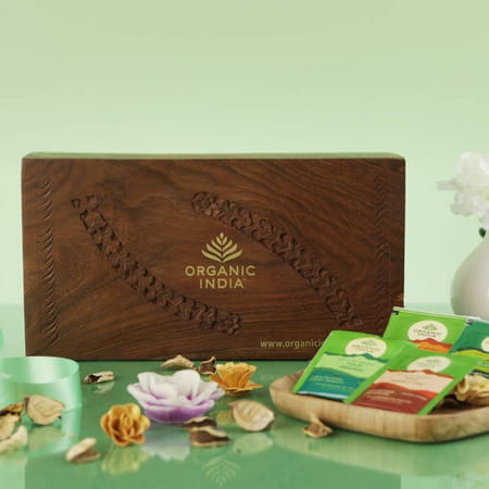 Organic India Super Deluxe Wooden Gift 100 Teabags Box