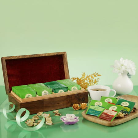 Organic India Super Deluxe Wooden Gift 100 Teabags Box