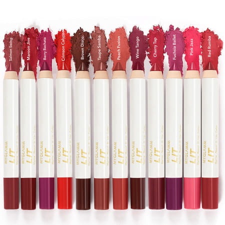 Myglamm Lit Matte About It Lip Color-Red Rumba