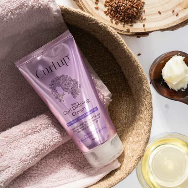 Curl Up Curl Defining Cream | All In One Leave In Conditioner | Wavy & Curly Hair - 150G