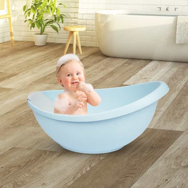 R For Rabbit Happy Pool