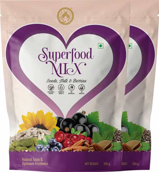 Mom & World Superfood Mix Seeds Nuts & Berries Natural Taste & Optimum Freshness 200 G (Pack Of 2)